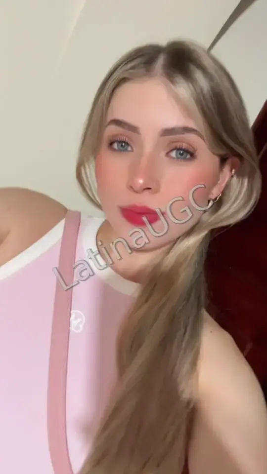 LatinaUGC image number 11
